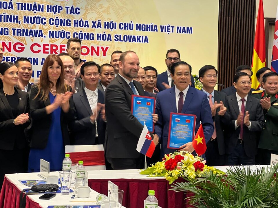 Trnavská župa bude spolupracovať s vietnamskou provinciou Ha Tinh