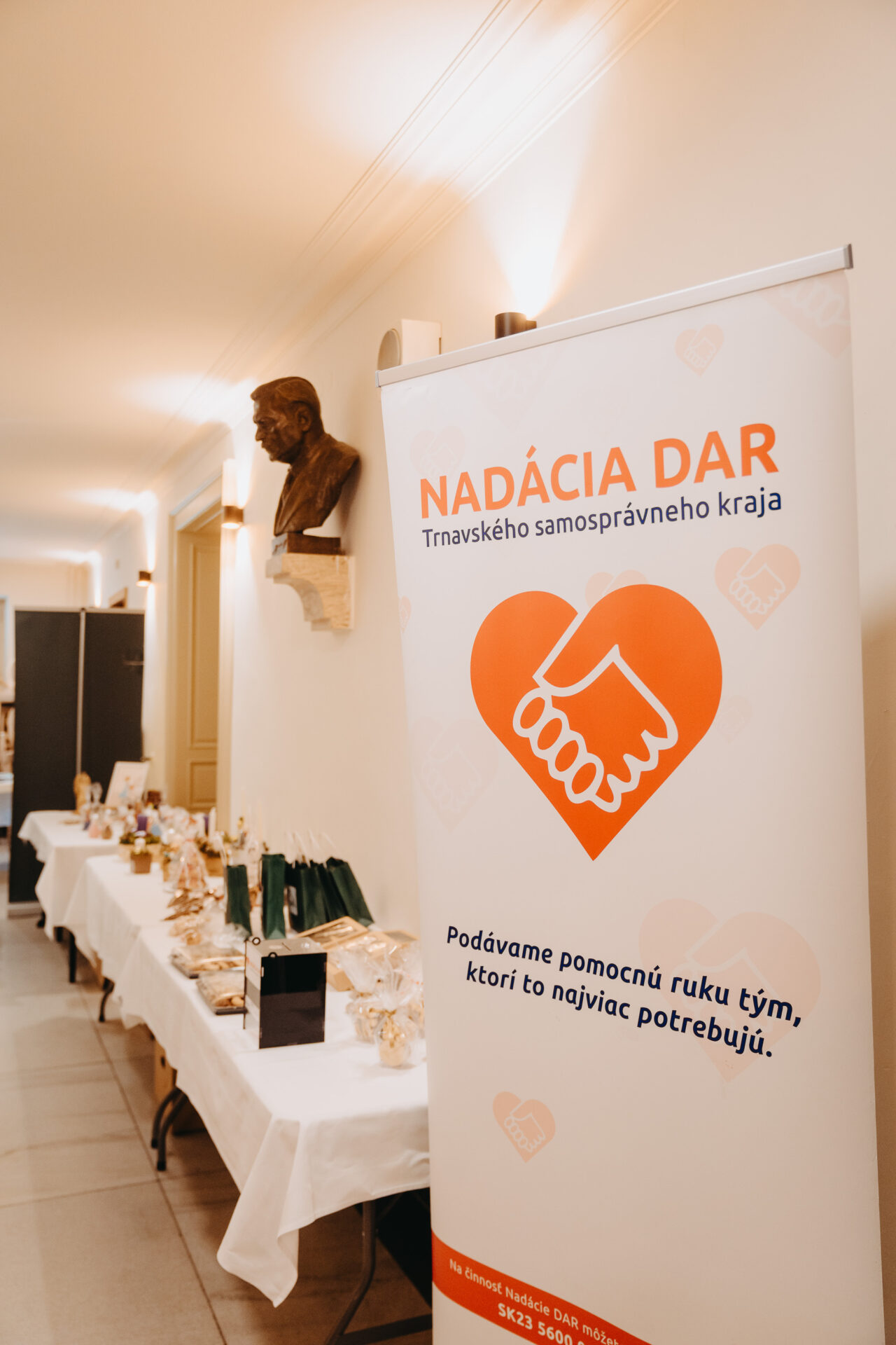 Pomoc, ktorá mení životy: Nadácia DAR pomohla v roku 2025 ďalším ľuďom a rodinám