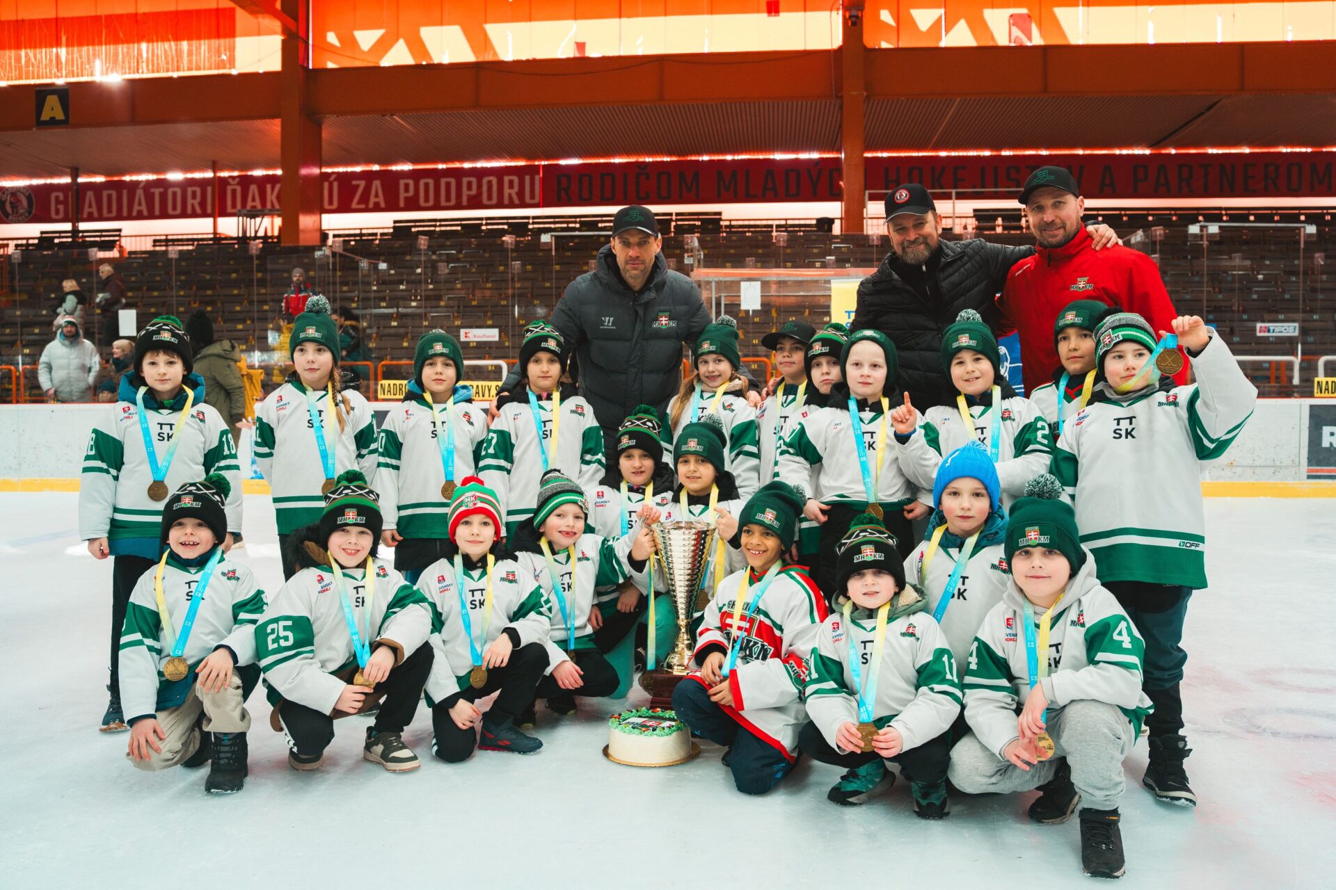 Pohár župana putuje do Skalice: Mladí hokejisti zavŕšili sezónu vo veľkom štýle