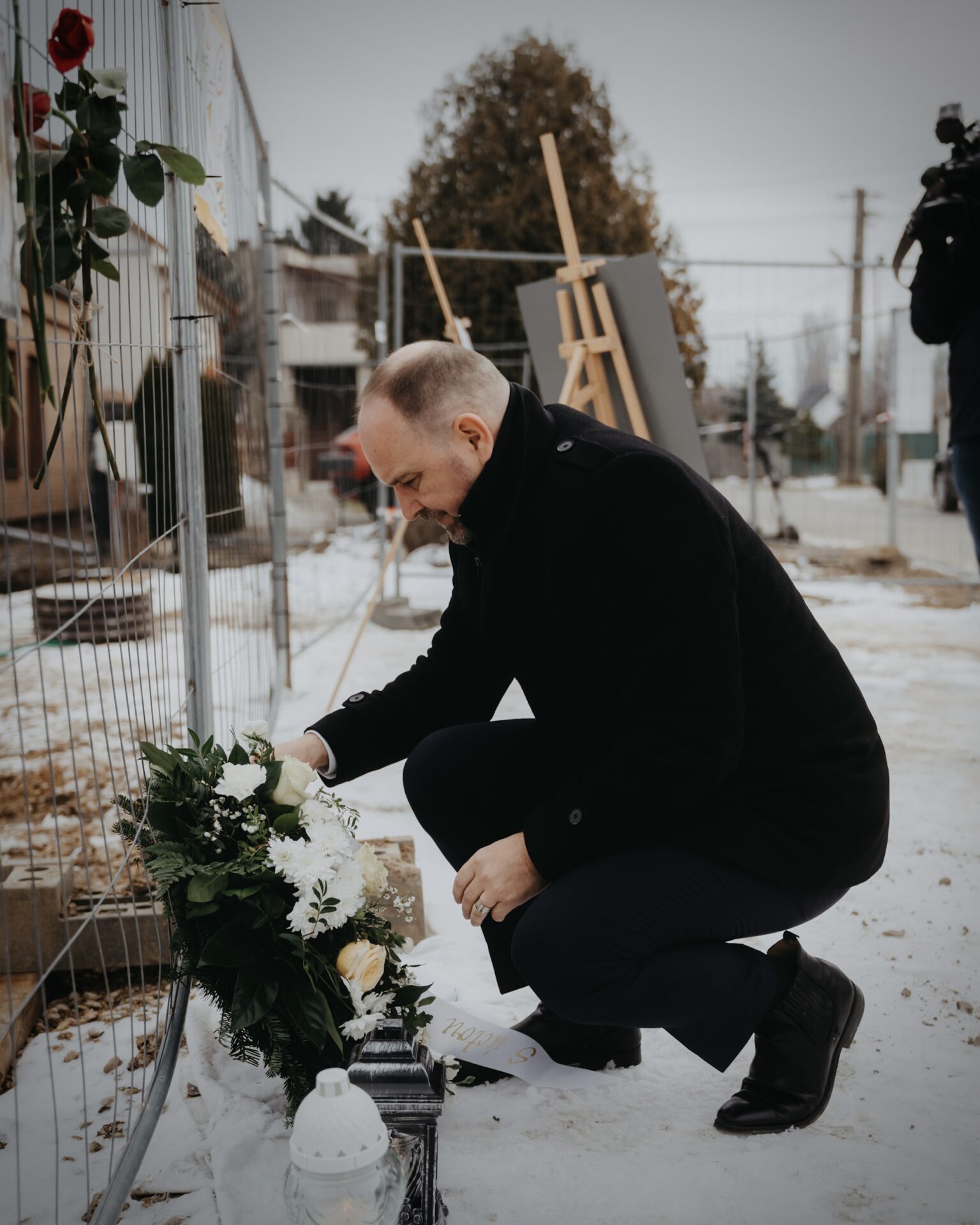 Vražda Jána a Martiny otriasa Slovenskom aj po ôsmich rokoch. Trnavská župa dokončuje výstavbu Pamätníka slobody slova vo Veľkej Mači