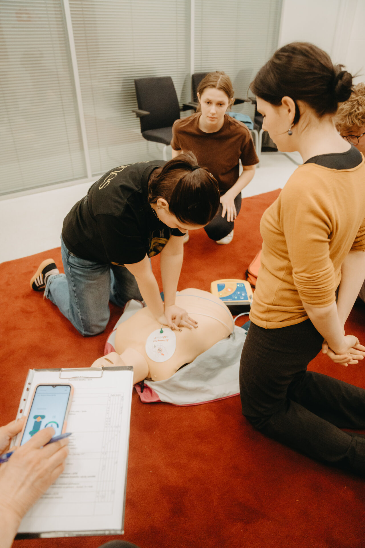 Vedieť pomôcť je kľúčové: Trnavská župa učí poskytnúť prvú pomoc stredoškolákov aj verejnosť