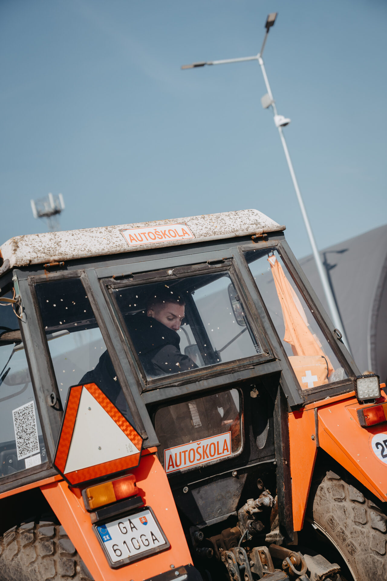 Župa podporuje bezpečnosť na cestách: V súťaži Mladý vodič si stredoškoláci otestovali zručnosti aj zodpovednosť