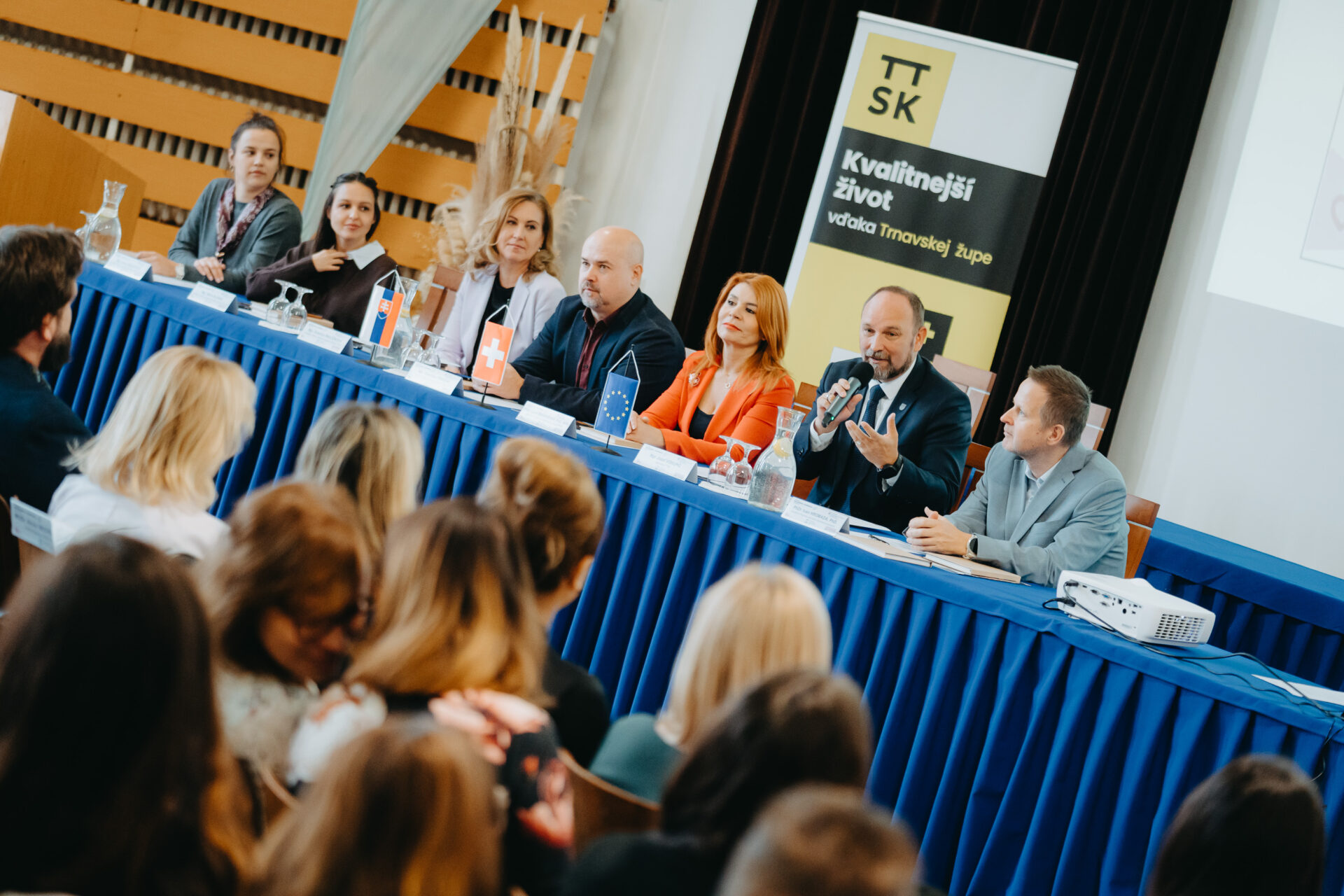 Tisíce študentov sa naučia, ako predchádzať vážnym ochoreniam. Trnavská župa spúšťa nový program zameraný na prevenciu